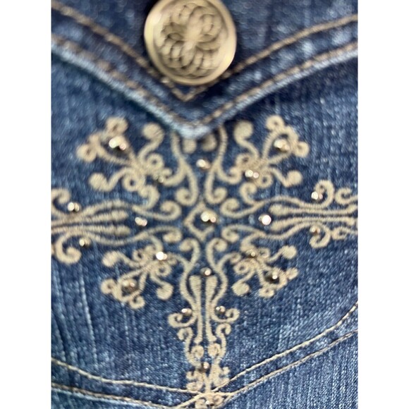Covington Petite Women's Jeans Straight Leg Size 12P Embroider Pockets (short) - Picture 7 of 7